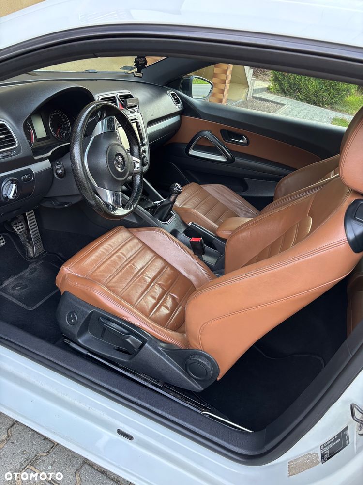 Volkswagen Scirocco 2.0 TDI - 6