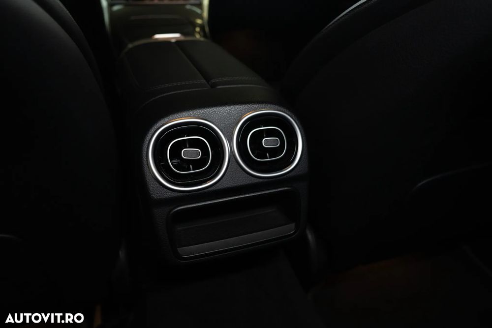 Mercedes-Benz C 300 MHEV 4MATIC - 23