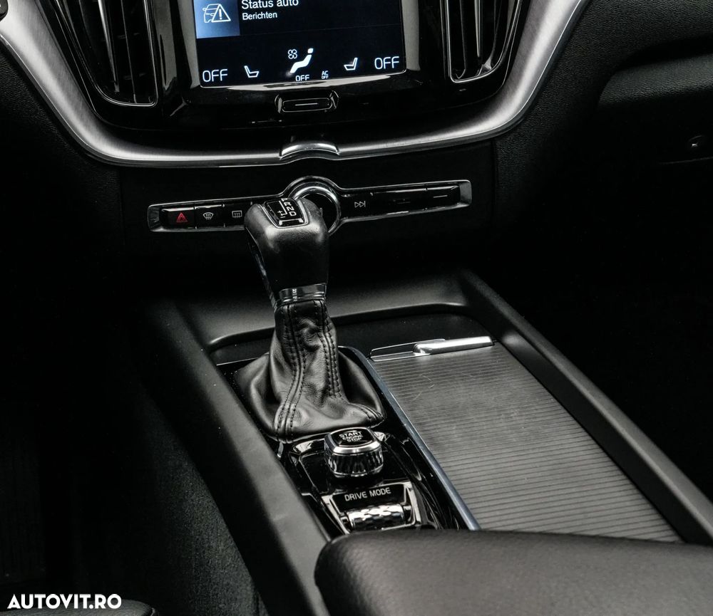 Volvo XC 60 D4 Momentum Pro - 24