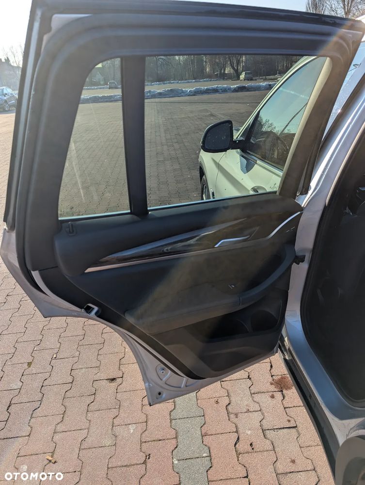 BMW X3 xDrive30i GPF xLine sport - 32