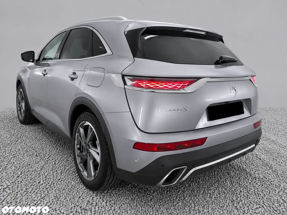 DS Automobiles DS 7 Crossback 1.6 E-Tense 4x4 Grand Chic - 4
