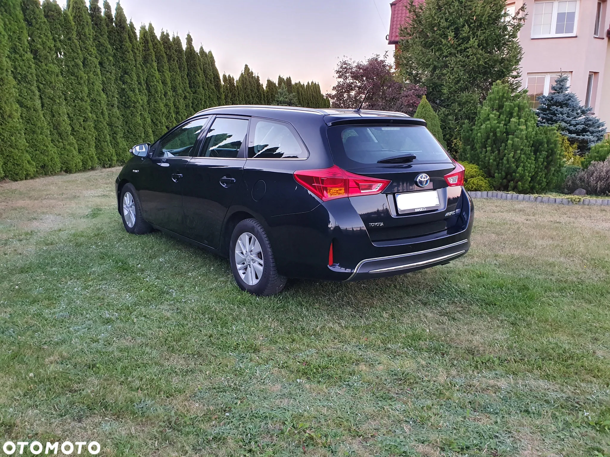Toyota Auris 1.8 VVT-i Hybrid Automatik Cool - 4