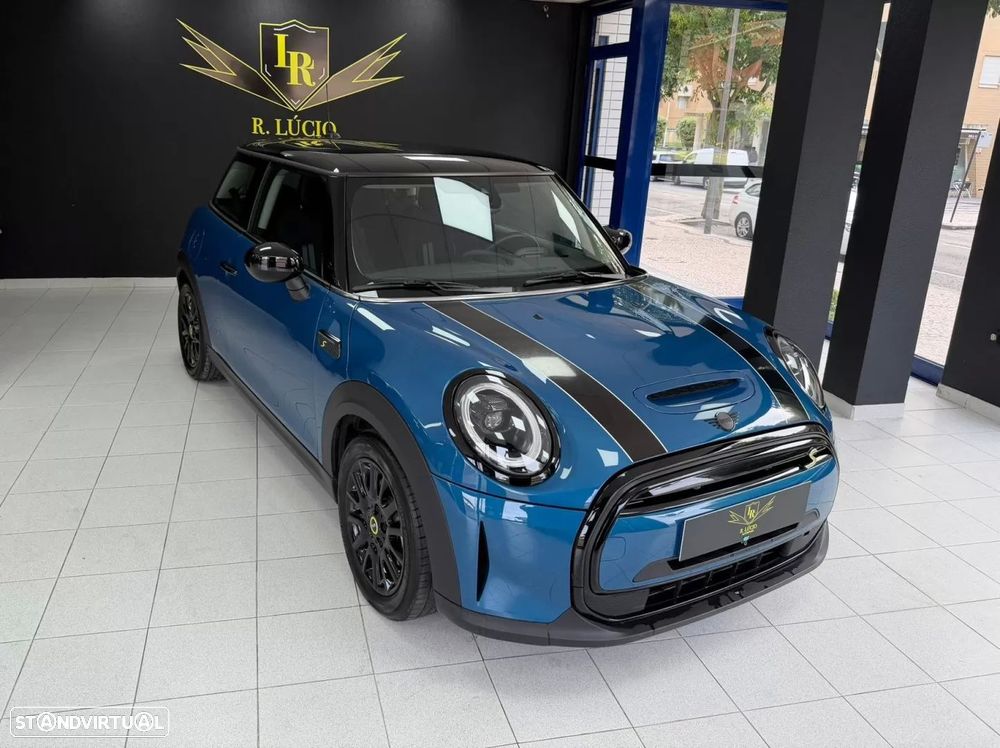 MINI 3 Portas Cooper SE Premium Essential
