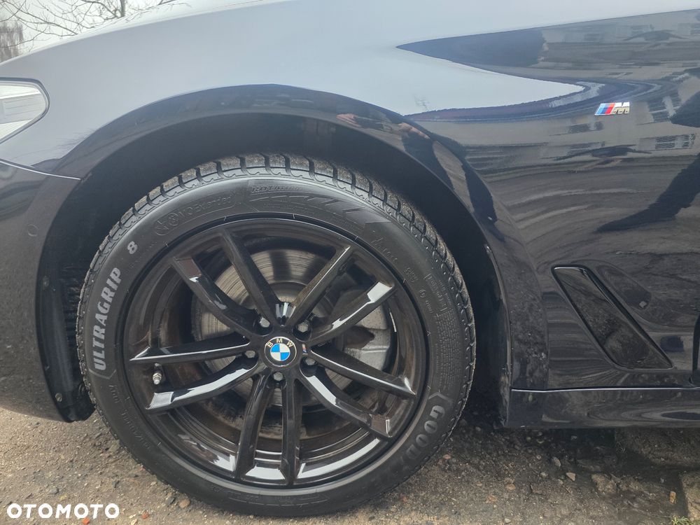 BMW Seria 5 520d xDrive - 12