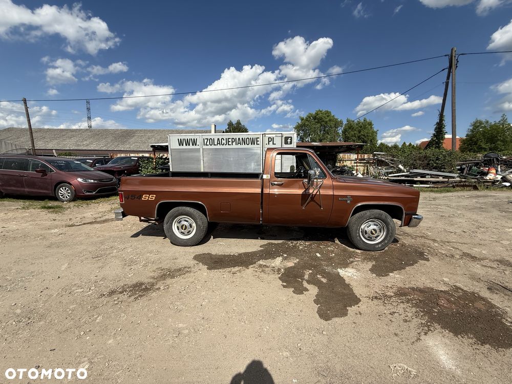 Chevrolet Silverado - 4