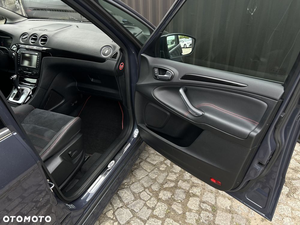 Ford S-Max 2.0 EcoBoost ST-Line - 30