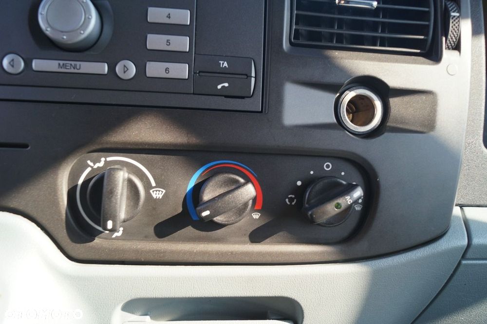 Ford Transit - 14
