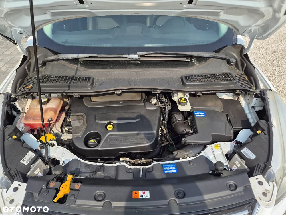 Ford Kuga - 31