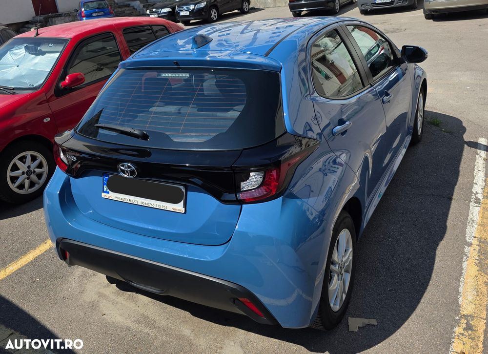 Toyota Yaris - 4