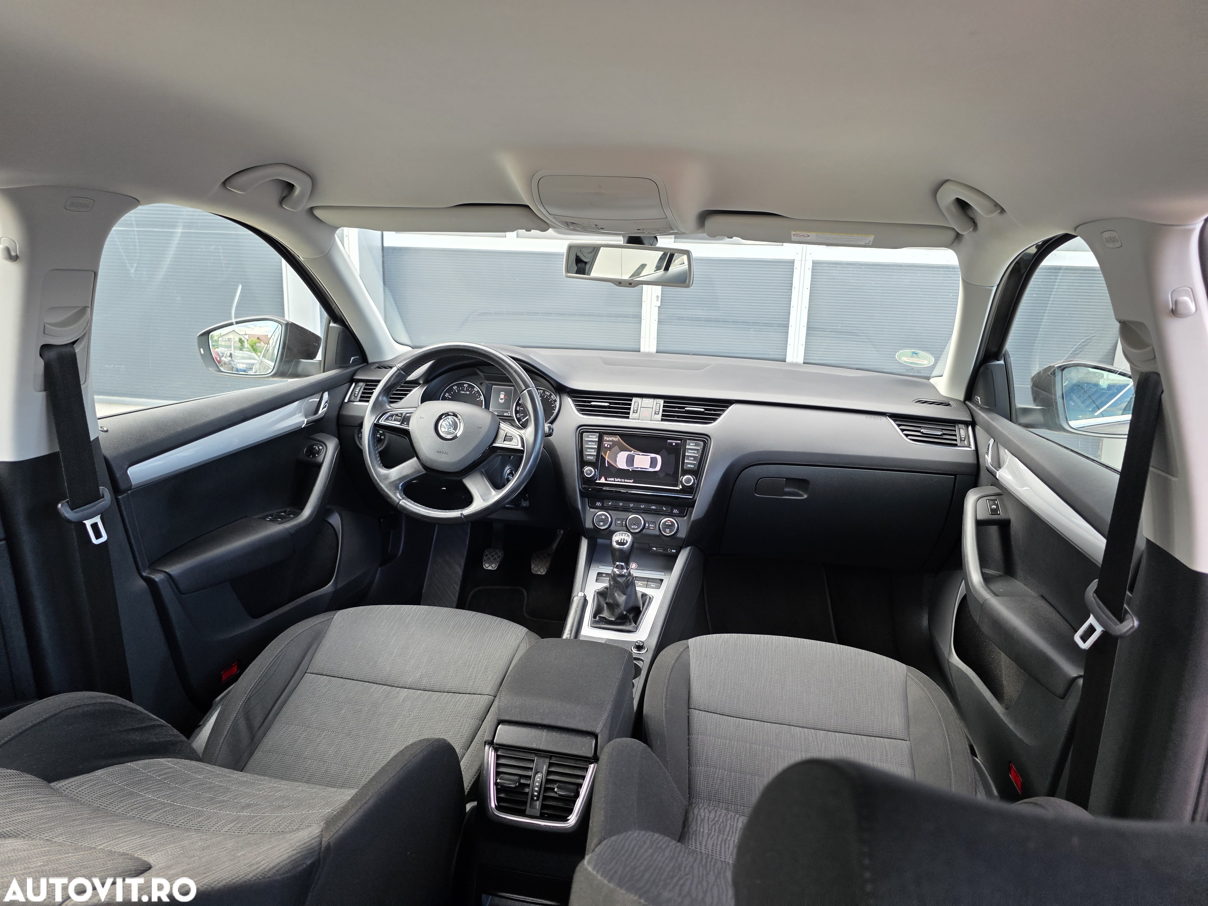Skoda Octavia 1.4 TSI ELEGANCE - 7