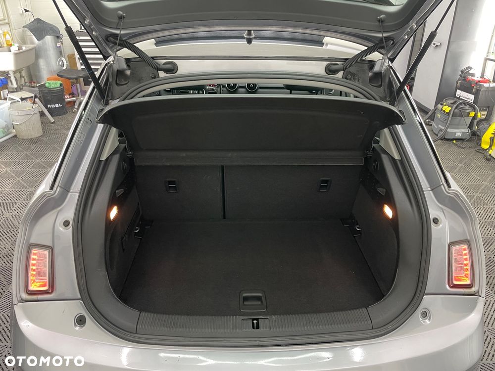 Audi A1 Sportback 1.6 TDI S tronic S line edition - 24