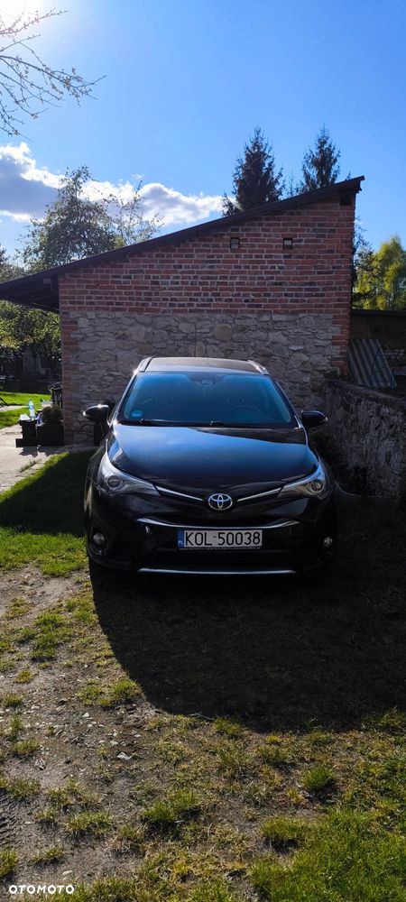 Toyota Avensis 2.0 D-4D Premium - 1