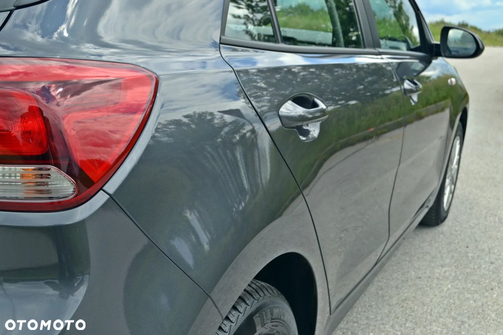 Kia Rio - 13