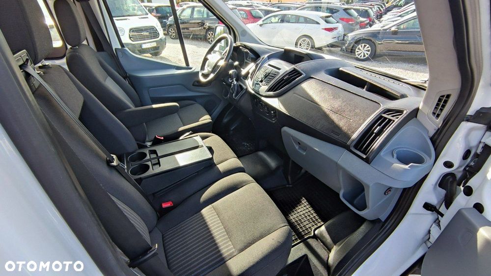 Ford Transit - 7