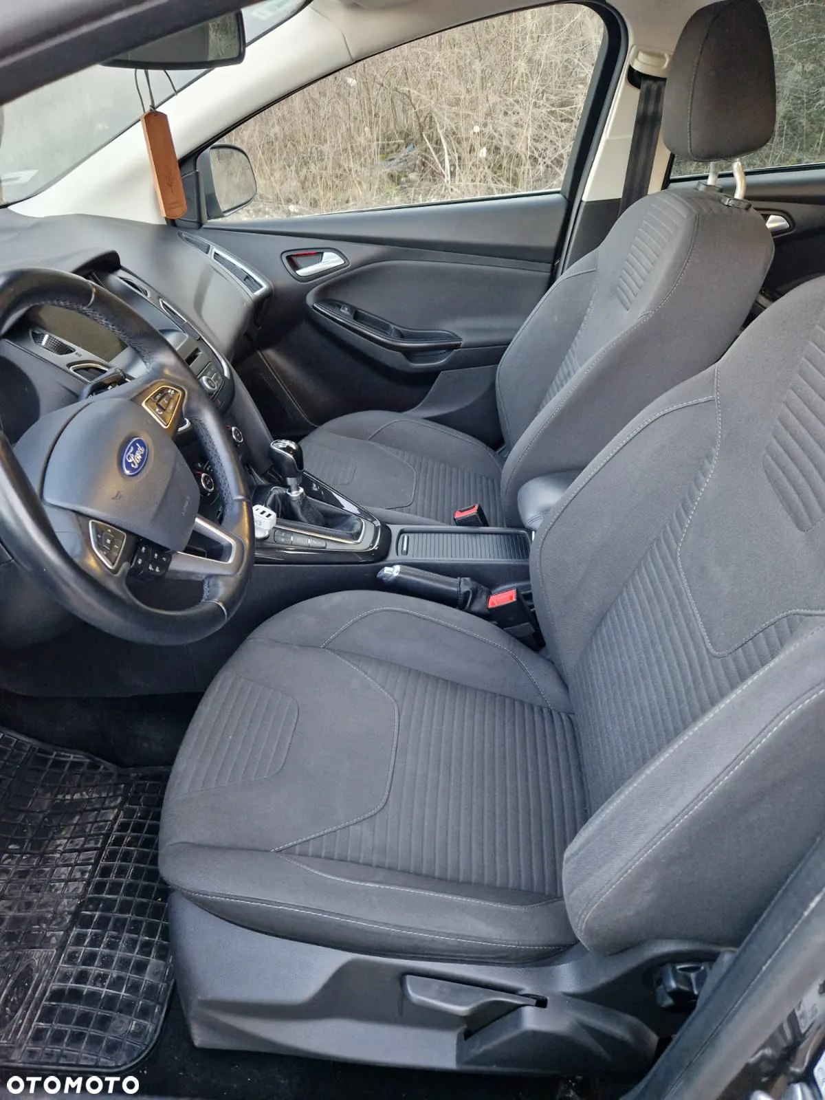 Ford Focus 1.0 EcoBoost Start-Stopp-System TITANIUM - 8