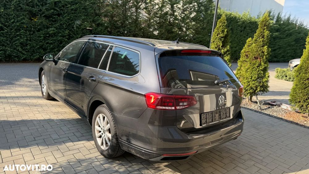 Volkswagen Passat 2.0 TDI SCR DSG Business - 4