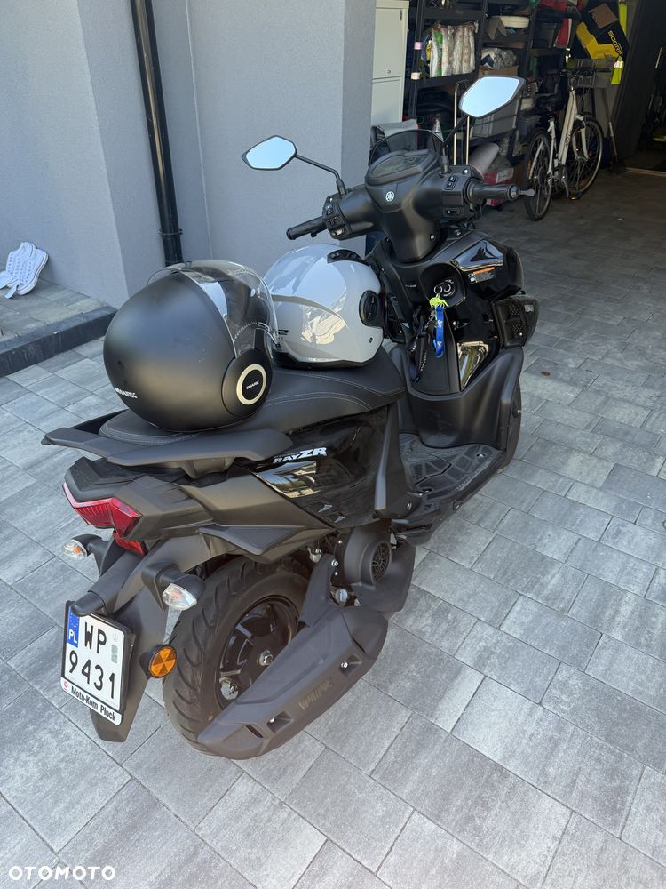 Yamaha ZR - 7