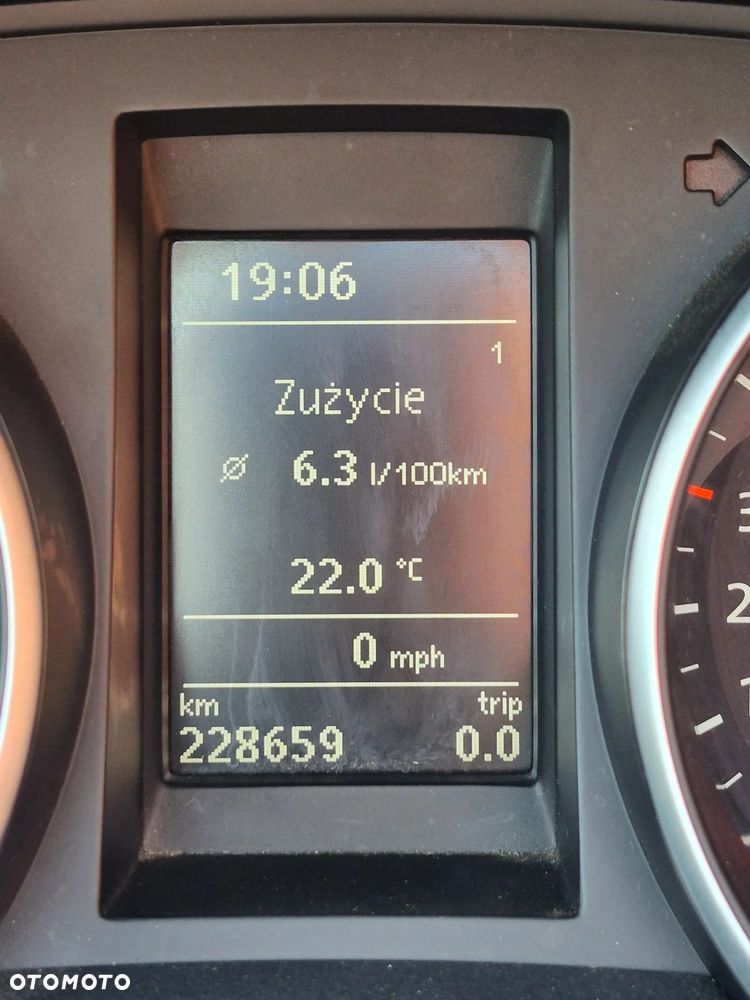 Volkswagen Golf 1.6 TDI Highline Optimum - 12