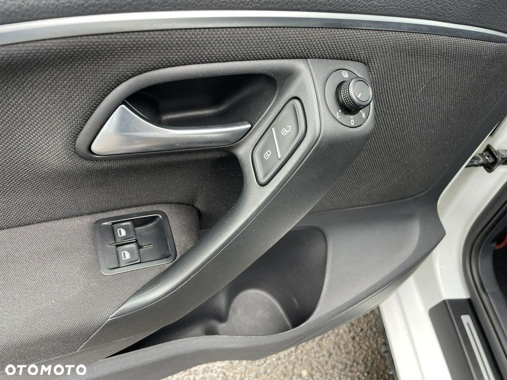 Volkswagen Polo - 19