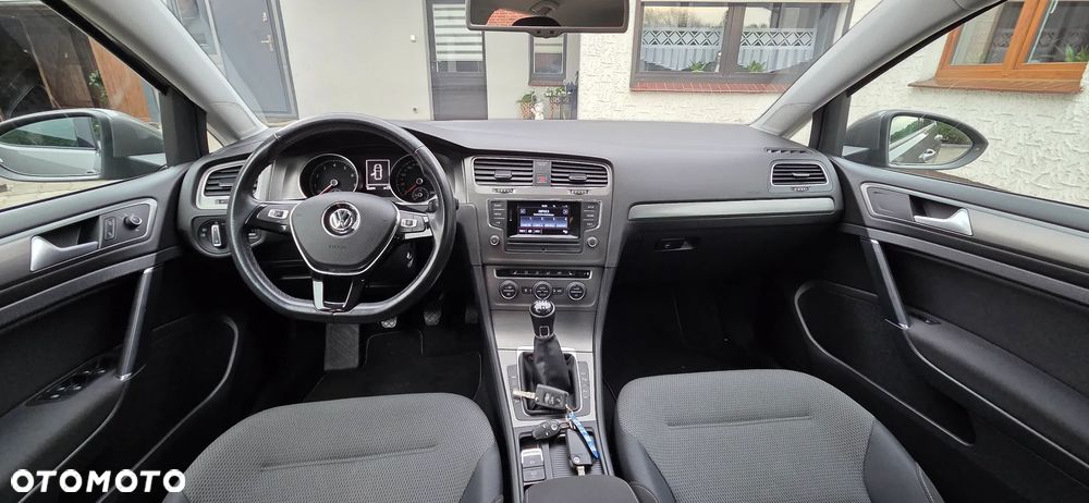 Volkswagen Golf 1.2 TSI Style - 23