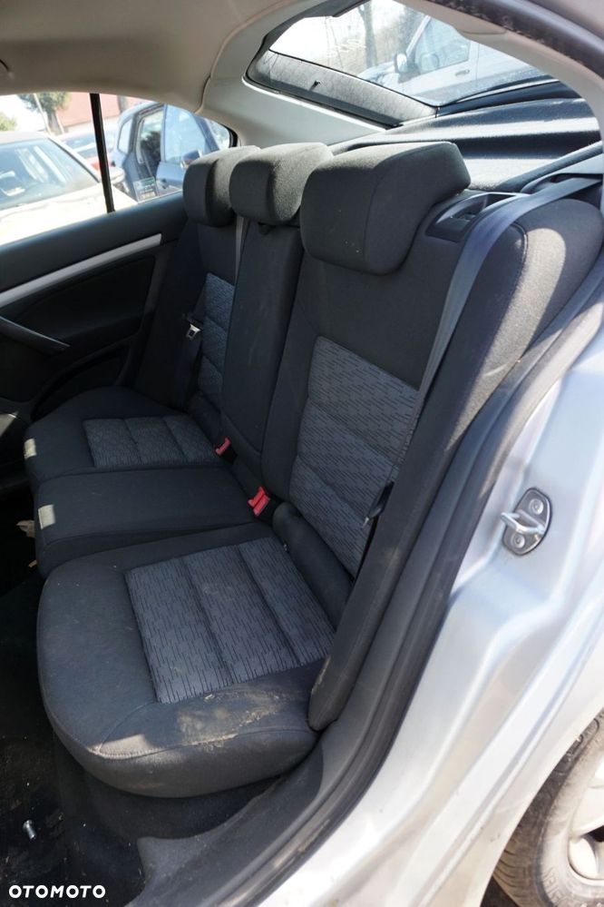 SKODA OCTAVIA II LIFT 5D HB 2010 9156 1.8 FSI CDAA 160KM MDP SREBRNY na części - 12