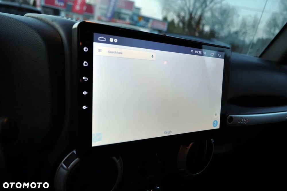 Jeep Wrangler 3.6 Unlim Sahara - 29