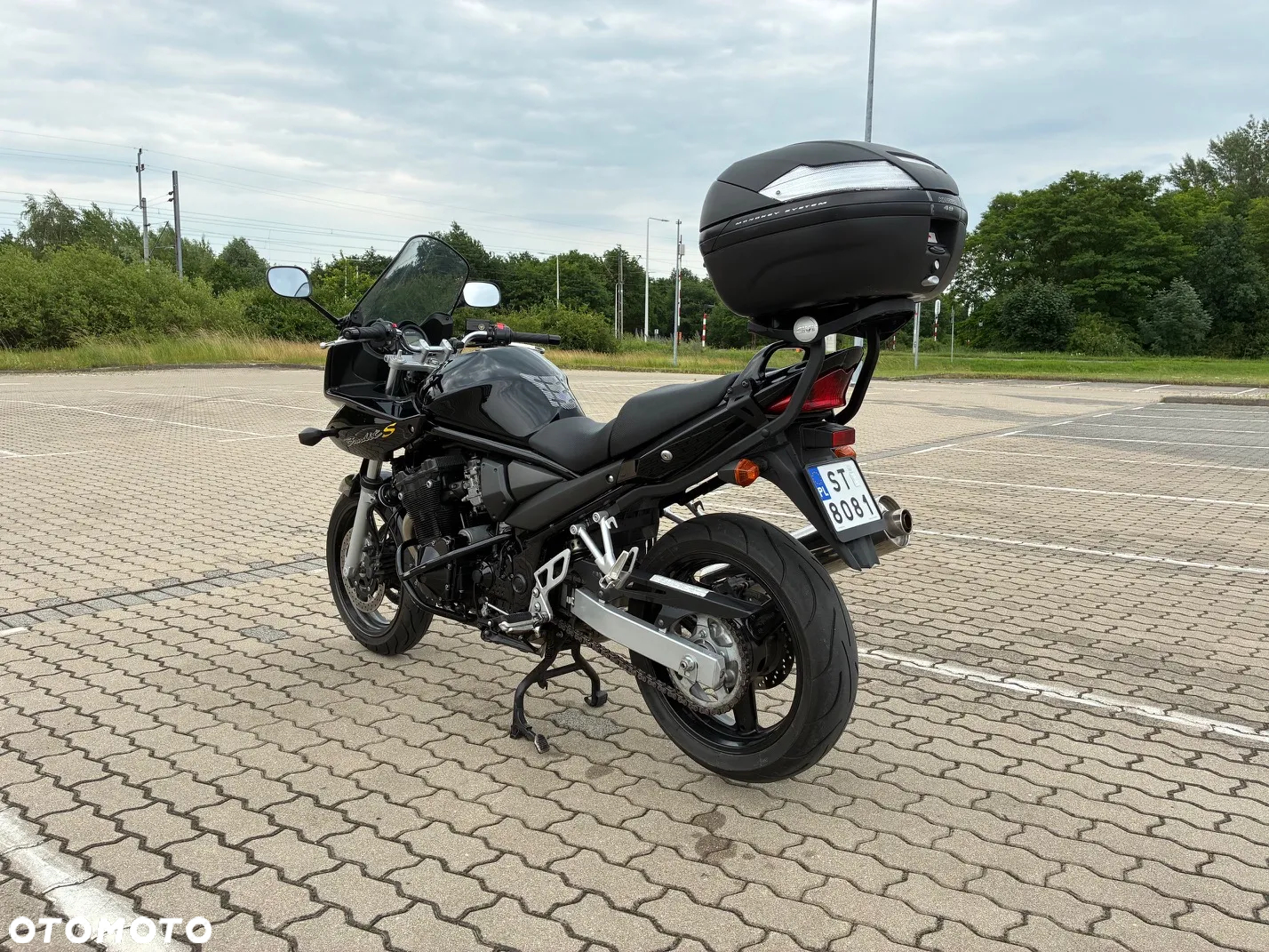 Suzuki Bandit - 24