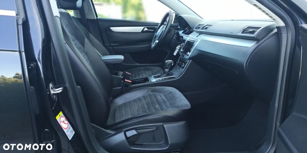 Volkswagen Passat 2.0 TDI DPF Highline DSG - 27