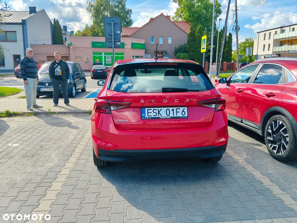 Skoda Fabia 1.0 Essence - 7