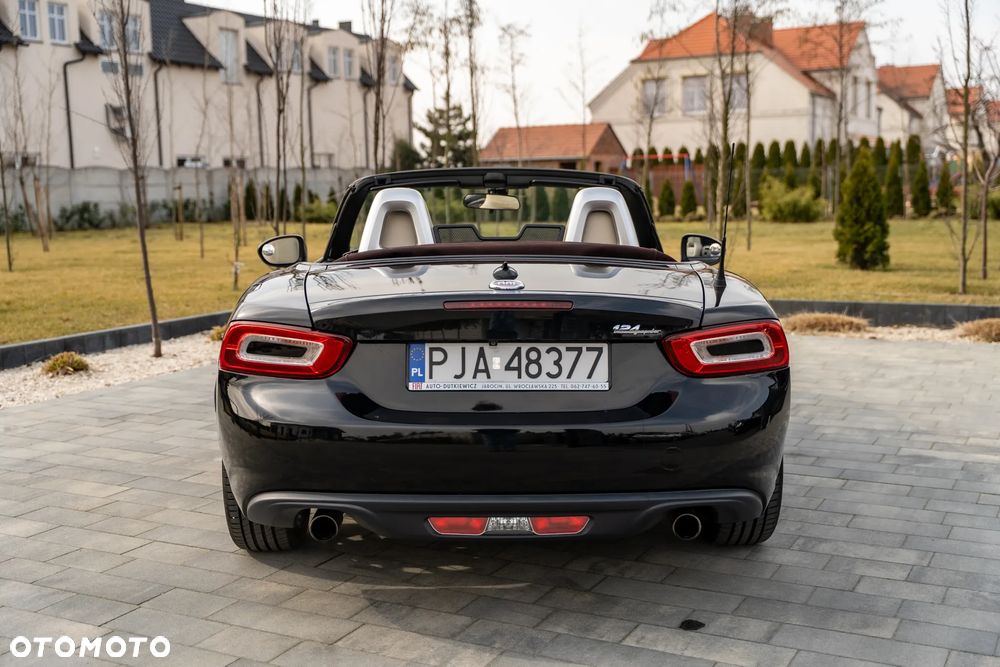 Fiat 124 Spider - 23