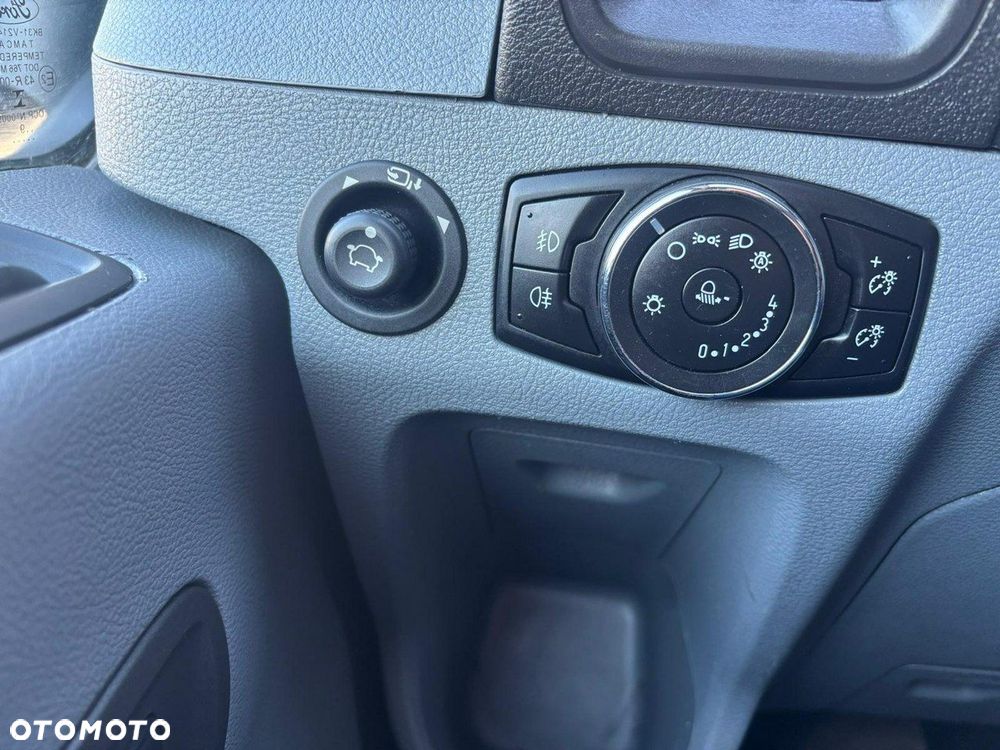 Ford Transit - 9