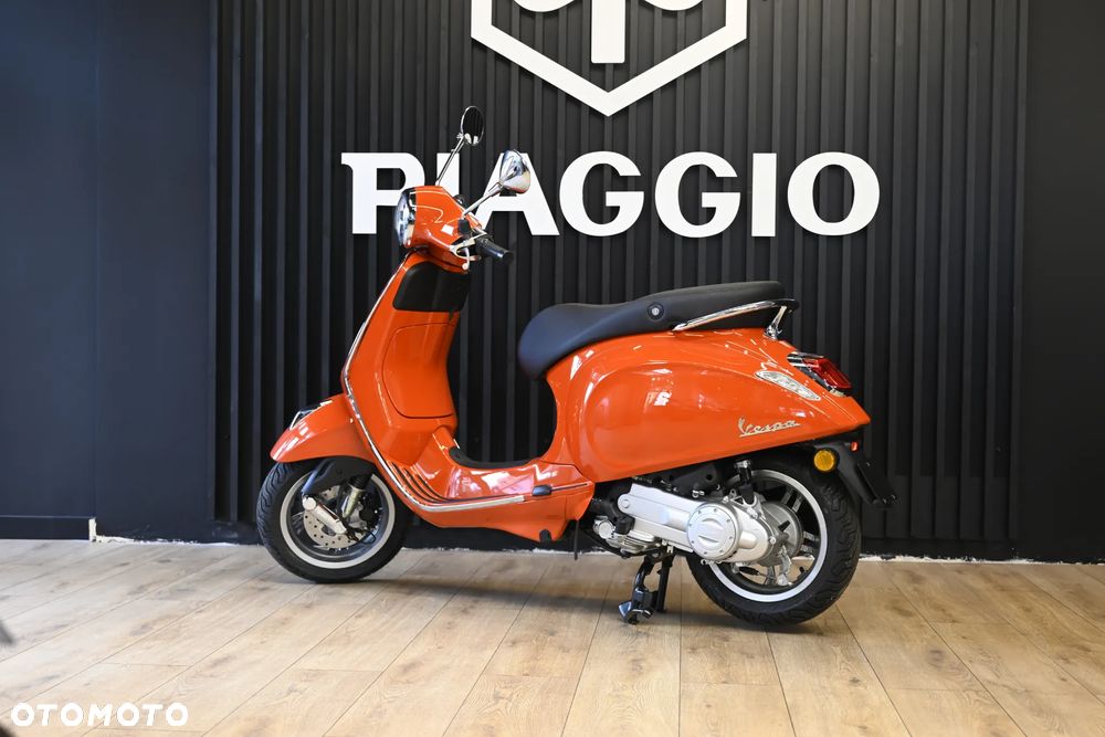 Vespa Primavera - 3