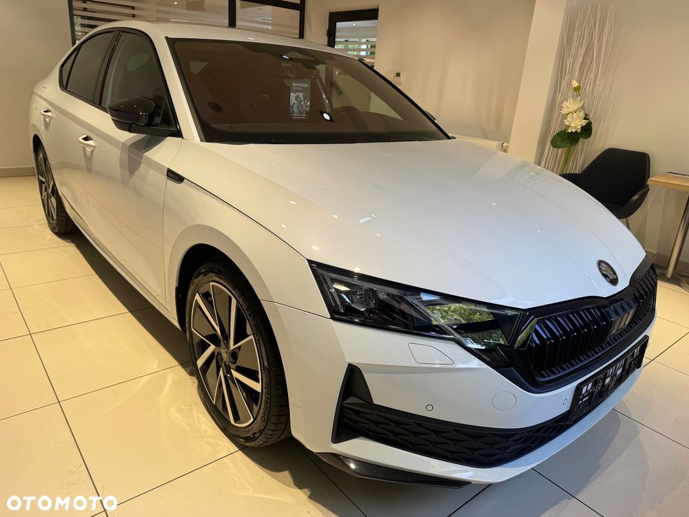 Skoda Octavia 1.5 TSI mHEV Sportline DSG - 2
