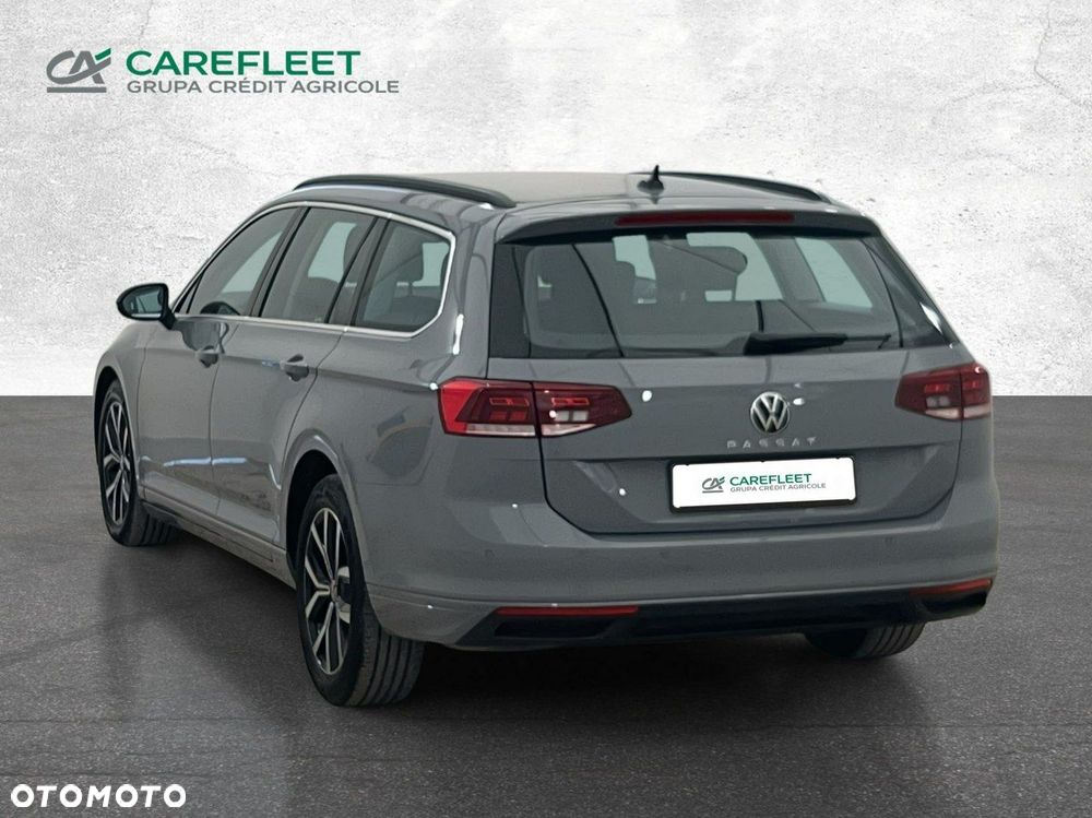 Volkswagen Passat - 7