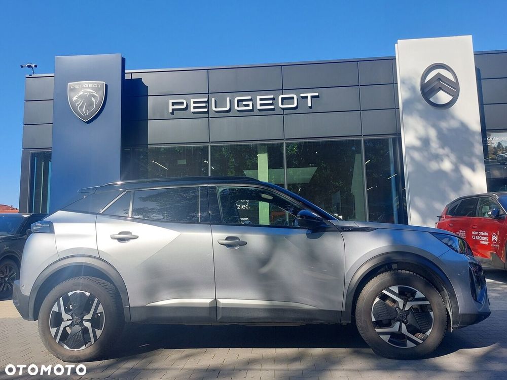 Peugeot 2008 - 8