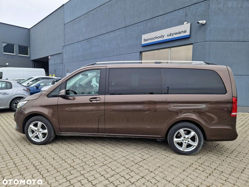 Mercedes-Benz Klasa V - 9