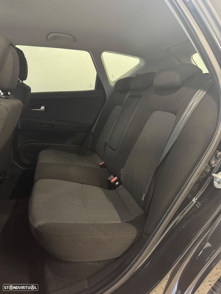 Kia Ceed SW 1.6 CRDi TX - 7