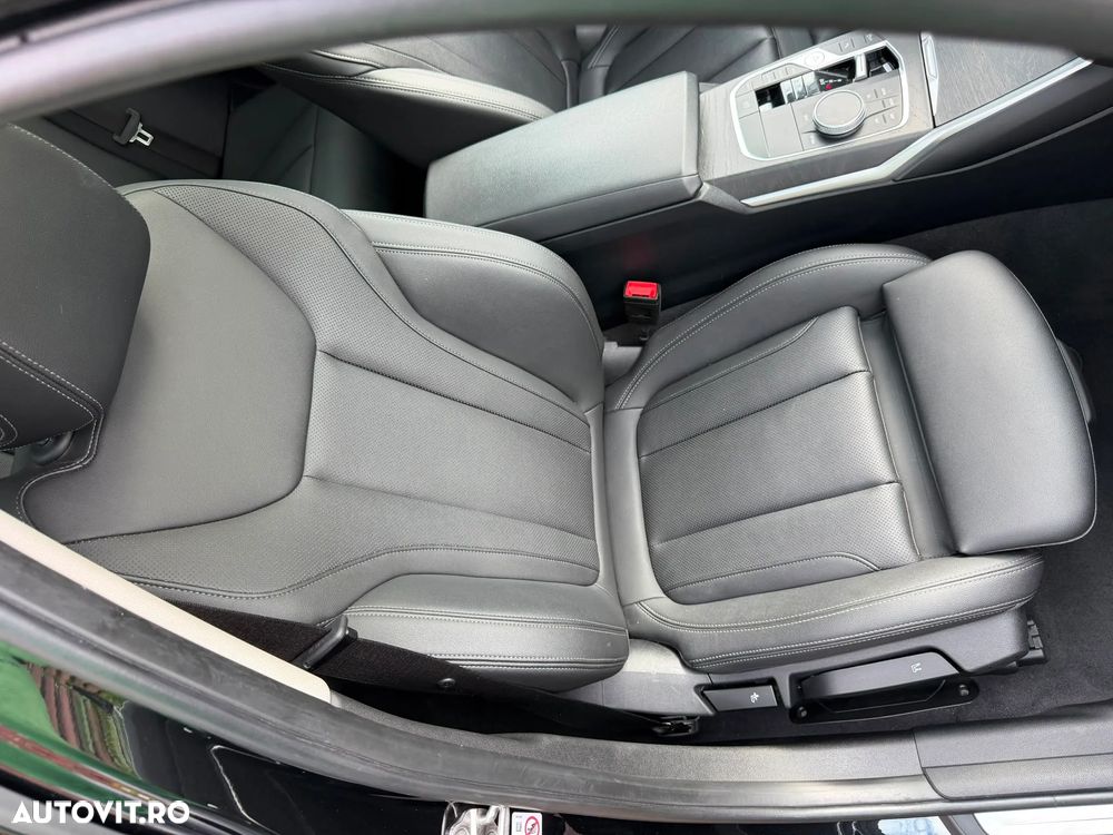 BMW Seria 3 320d xDrive AT MHEV - 16