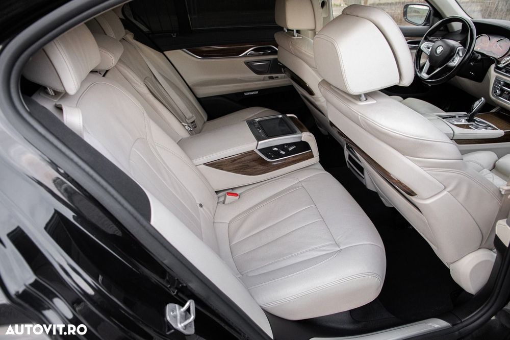 BMW Seria 7 730d xDrive - 17