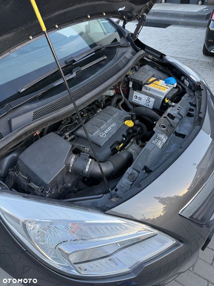 Opel Meriva 1.4 T Cosmo - 14