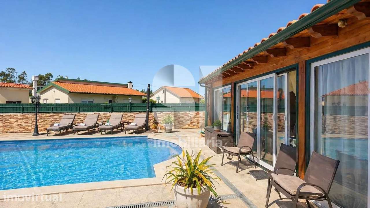 Terreno urbano com benfeitorias e piscina | Marinha Grande - Grande imagem: 2/20
