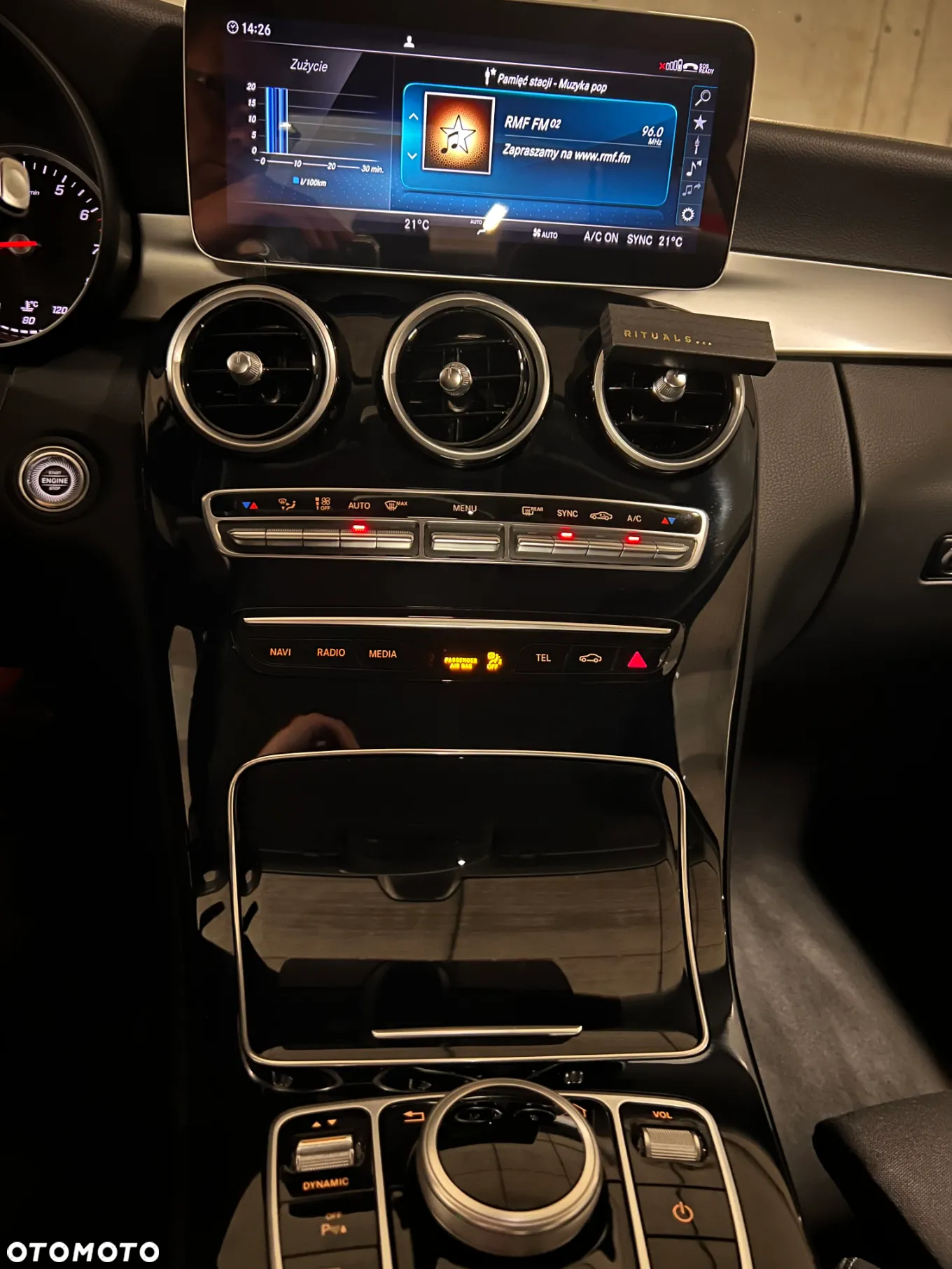 Mercedes-Benz Klasa C 180 9G-TRONIC - 31