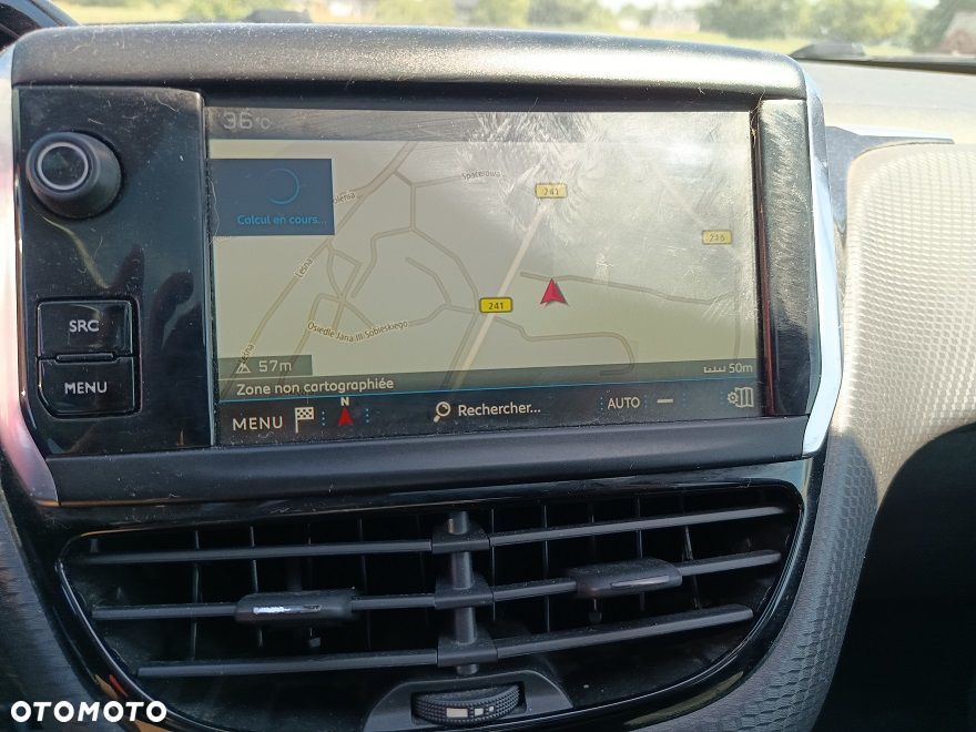 Peugeot 208 PureTech 110 Stop & Start Tech Edition - 12