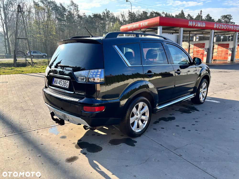 Mitsubishi Outlander 2.0 Intense + 2WD EU5 CVT - 3