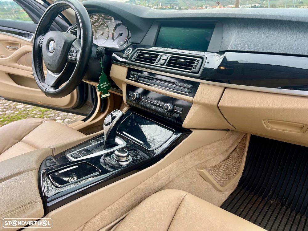 BMW 525 d Auto - 5