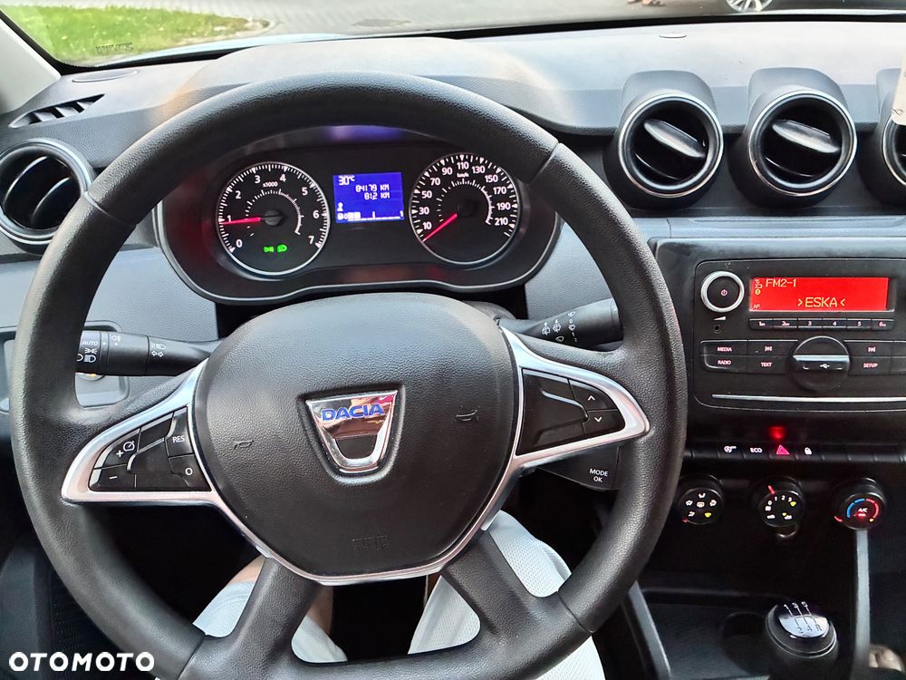 Dacia Duster 1.0 TCe Essential - 17