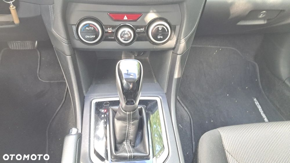 Subaru Impreza 2.0i Lineartronic Sport - 24