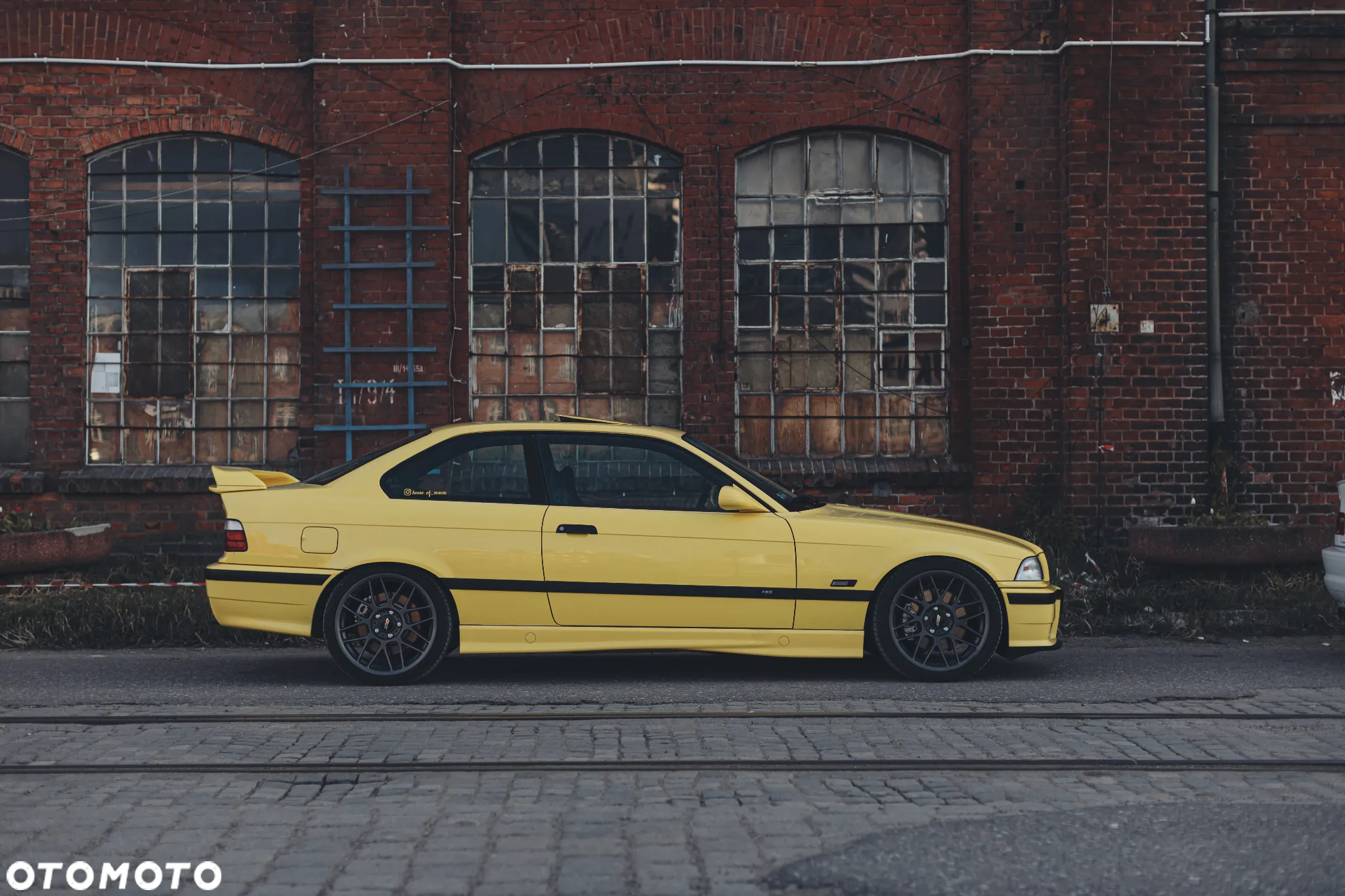BMW M3 Standard - 3