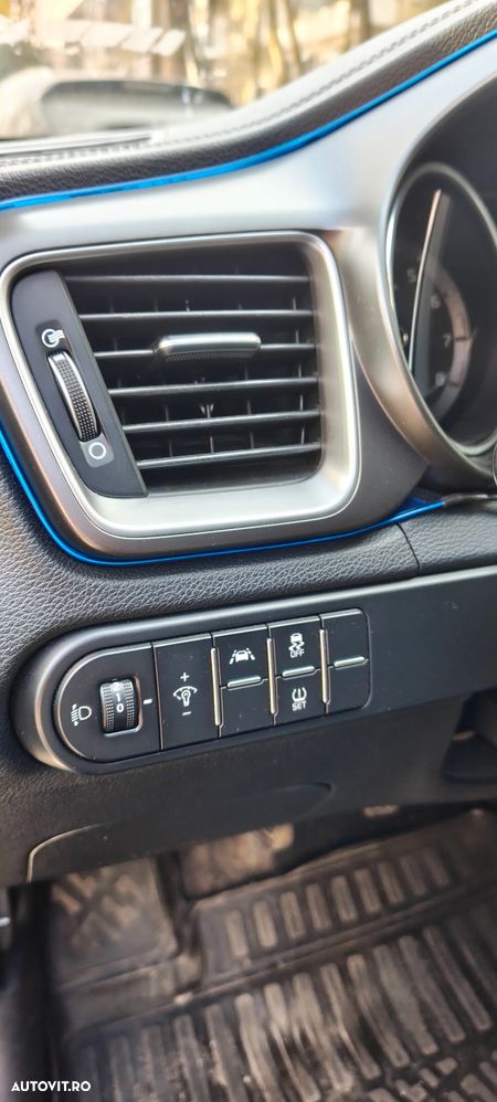 Kia Ceed 1.4 GSL Best - 9