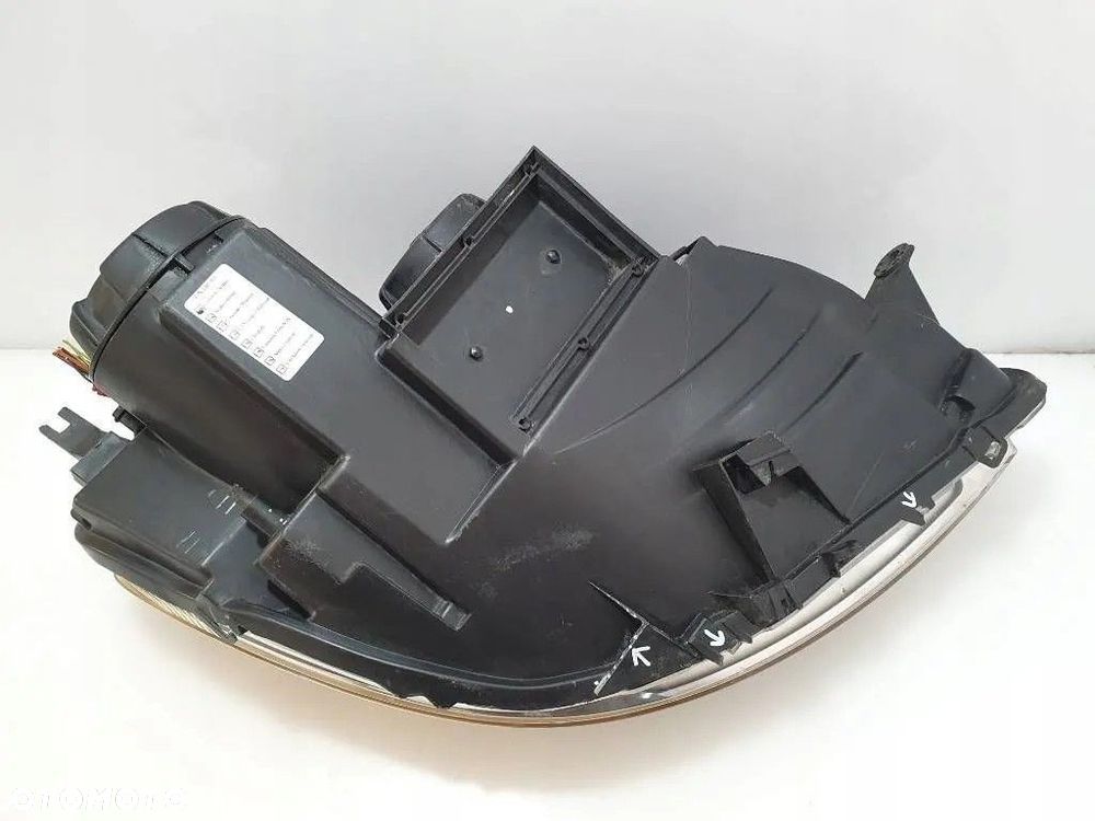 Citroen C8 2004 Lewa strona Lampa przednia REFLEKTOR XENON SOCZEWKA - 10
